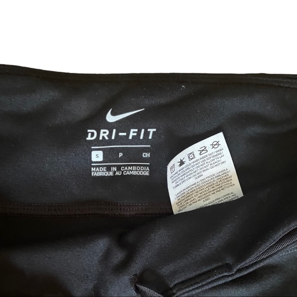 Nike Dri-Fit Running Workout Set - Picture 5 of 12